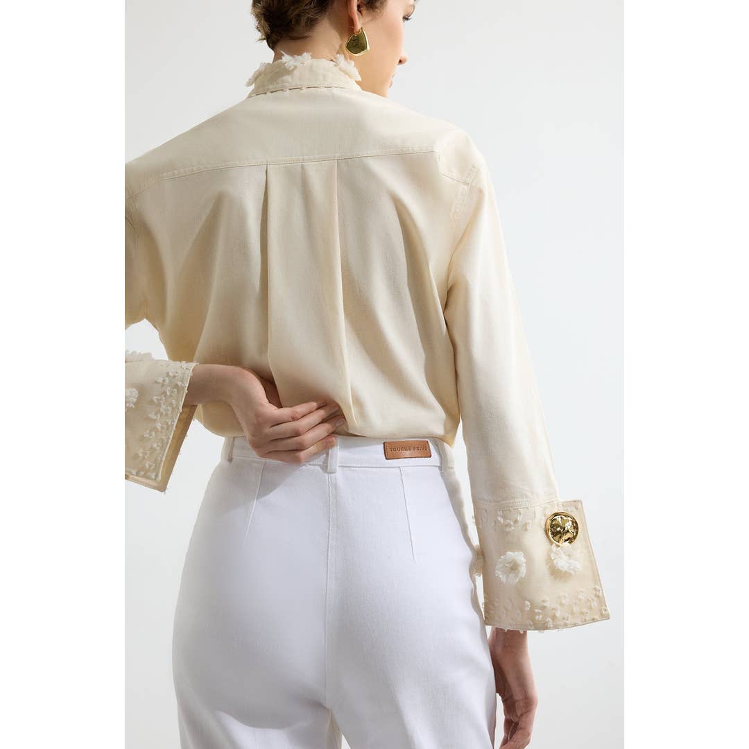 BLUSA TOUCHÉ BOTÓN DORADO