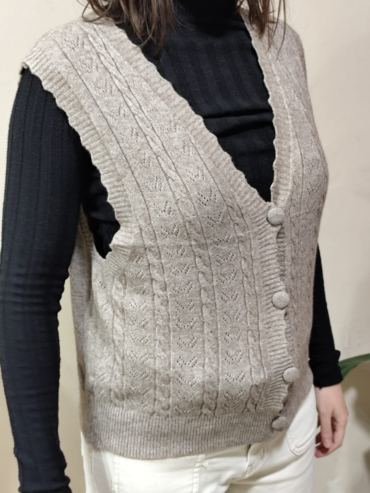 CHALECO PUNTO TRENZA