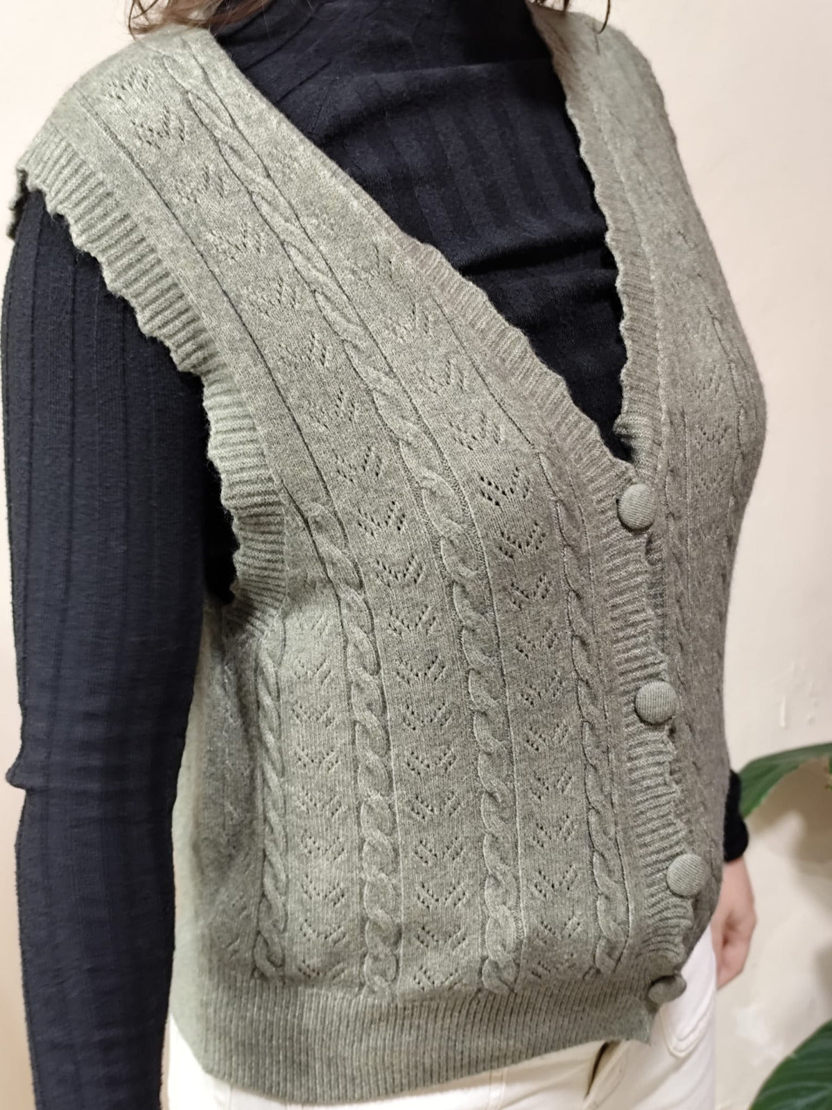 CHALECO PUNTO TRENZA